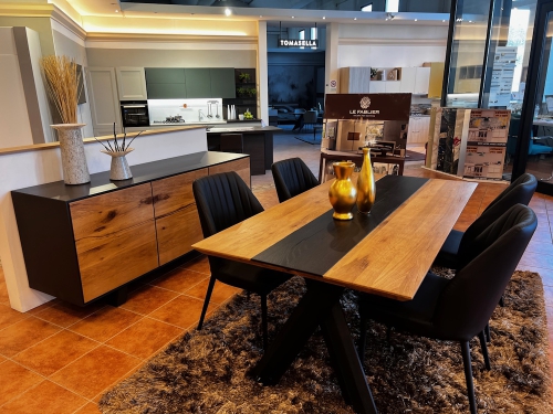 SALA COMPOSTA DA TAVOLO HONG KONG 180X90 - MADIA 3ANTE ROVERE INVECCHIATO + 4SEDIE ECOPELLE NERA EURO 3.400,00