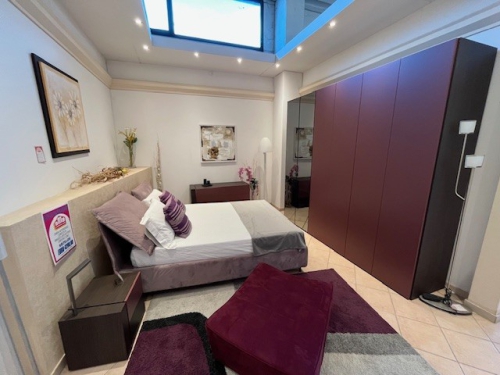 CAMERA MATRIMONIALE BORGOGNA+LEGNO ESCLUSO LETTO (ARMADIO+COMODINI+COMO')  € 4.200,00